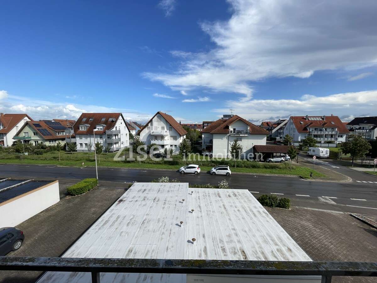 Attraktive, bezugsfreie 4-Zimmer-Wohnung im Obergeschoss!