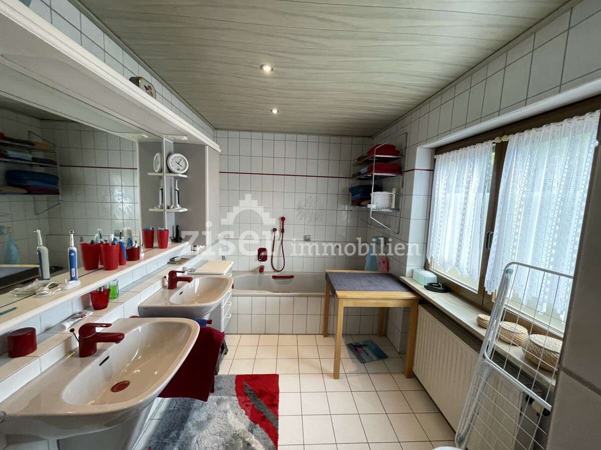 Charmantes Dreifamilienhaus in Wyhl